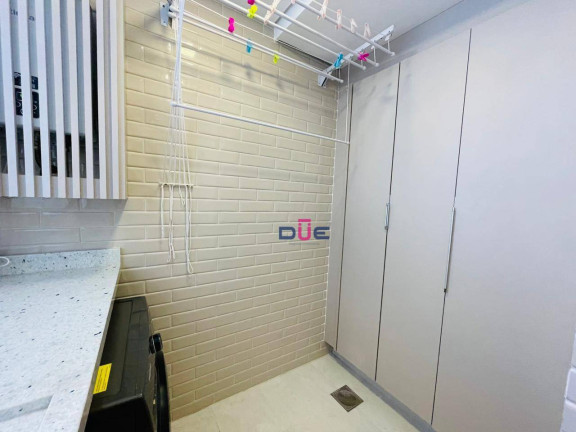 Imagem Apartamento com 3 Quartos à Venda, 147 m² em Gonzaga - Santos Imagem Apartamento com 3 Quartos à Venda, 147 m² em Gonzaga - Santos