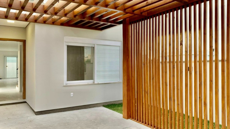 Imagem Casa com 3 Quartos à Venda, 181 m² em Campeche - Florianópolis Imagem Casa com 3 Quartos à Venda, 181 m² em Campeche - Florianópolis