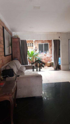 Imagem Casa com 5 Quartos à Venda, 330 m² em Encruzilhada - Recife Imagem Casa com 5 Quartos à Venda, 330 m² em Encruzilhada - Recife