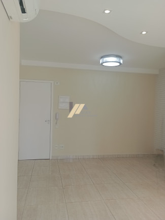 Imagem Imóvel com 2 Quartos à Venda, 67 m² em Centro - Campinas Imagem Imóvel com 2 Quartos à Venda, 67 m² em Centro - Campinas