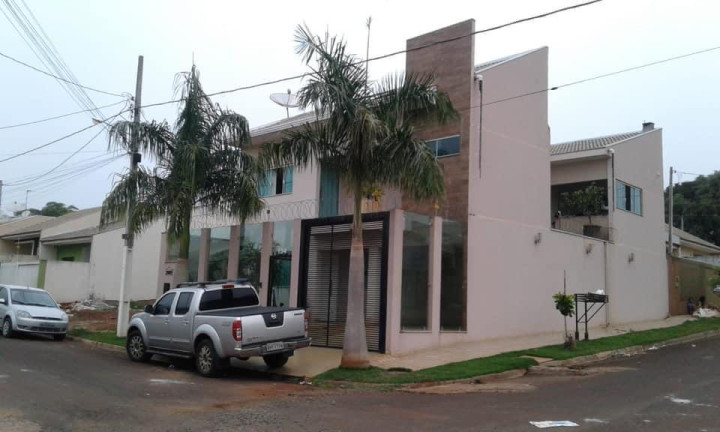 Imagem Sobrado com 4 Quartos à Venda, 260 m² em Centro - Mandaguari Imagem Sobrado com 4 Quartos à Venda, 260 m² em Centro - Mandaguari