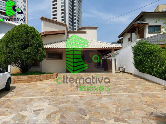 Casa com 3 Quartos à Venda, 450 m² em Taubaté Village - Taubaté