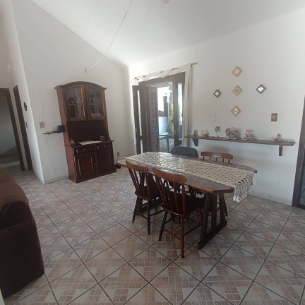 Imagem Casa com 3 Quartos para Temporada, em Nova Tramandaí - Tramandaí Imagem Casa com 3 Quartos para Temporada, em Nova Tramandaí - Tramandaí