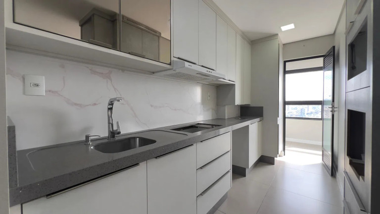 Imagem Apartamento com 2 Quartos à Venda, 72 m² em São Judas - Itajaí Imagem Apartamento com 2 Quartos à Venda, 72 m² em São Judas - Itajaí