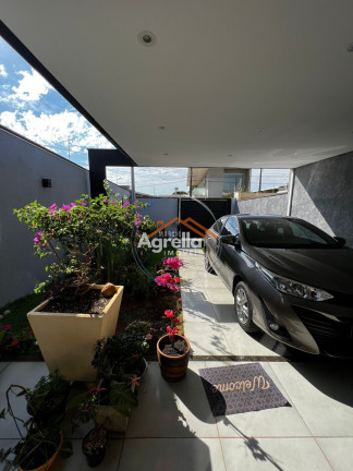 Imagem Casa com 3 Quartos à Venda, 80 m² em Imóvel Pedregulhal - Mogi Guaçu Imagem Casa com 3 Quartos à Venda, 80 m² em Imóvel Pedregulhal - Mogi Guaçu