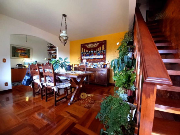Imagem Casa com 3 Quartos à Venda, 166 m² em Várzea - Teresópolis Imagem Casa com 3 Quartos à Venda, 166 m² em Várzea - Teresópolis