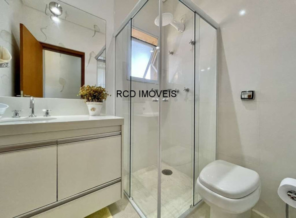 Imagem Casa com 4 Quartos à Venda,  em Chácara Moinho Velho - Carapicuíba