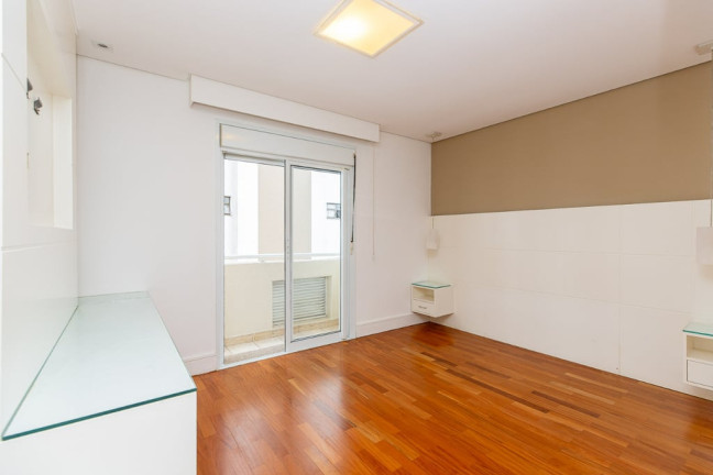 Imagem Imóvel com 3 Quartos à Venda, 158 m² em Moema - São Paulo Imagem Imóvel com 3 Quartos à Venda, 158 m² em Moema - São Paulo