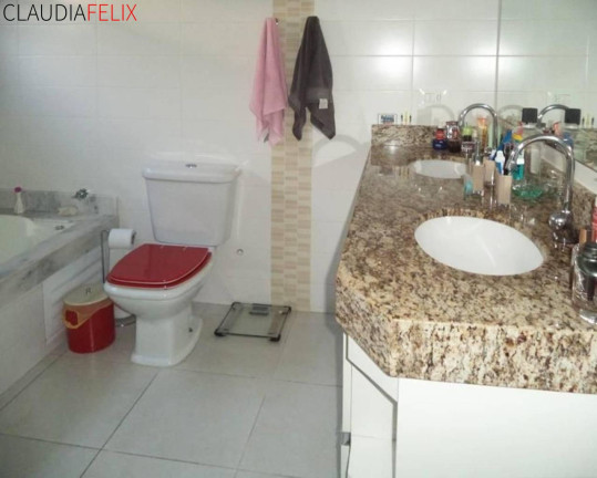 Imagem Casa com 3 Quartos à Venda, 227 m² em Guilhermina - Praia Grande Imagem Casa com 3 Quartos à Venda, 227 m² em Guilhermina - Praia Grande