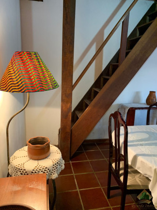 Imagem Casa com 4 Quartos à Venda, 200 m² em Vila Abernéssia - Campos Do Jordão