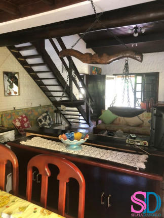 Imagem Casa com 3 Quartos à Venda, 161 m² em Enseada - Ubatuba