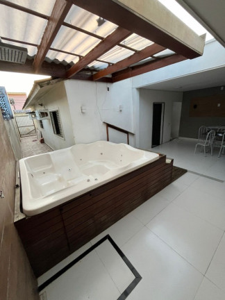 Imagem Casa com 3 Quartos à Venda, 124 m² em Lírio Do Vale - Manaus Imagem Casa com 3 Quartos à Venda, 124 m² em Lírio Do Vale - Manaus