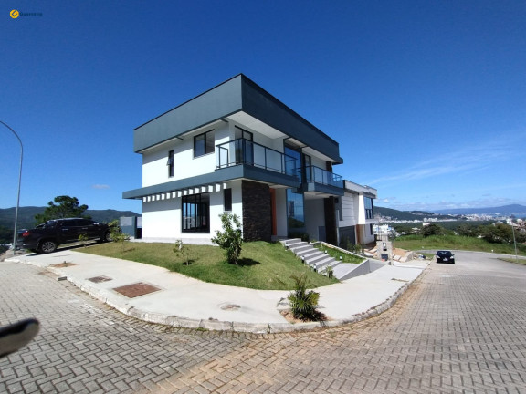 Imagem Casa de Condomínio com 3 Quartos à Venda, 558 m² em Itacorubi - Florianópolis Imagem Casa de Condomínio com 3 Quartos à Venda, 558 m² em Itacorubi - Florianópolis