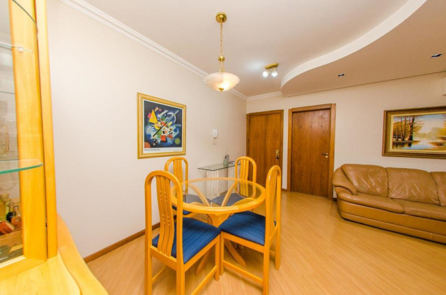 Imagem Apartamento com 3 Quartos à Venda, 87 m² em Petrópolis - Porto Alegre Imagem Apartamento com 3 Quartos à Venda, 87 m² em Petrópolis - Porto Alegre