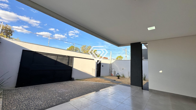 Imagem Casa com 4 Quartos à Venda, 180 m² em Plano Diretor Sul - Palmas Imagem Casa com 4 Quartos à Venda, 180 m² em Plano Diretor Sul - Palmas