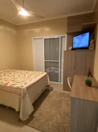 Imagem Sobrado com 5 Quartos à Venda, 280 m² em Solemar - Praia Grande Imagem Sobrado com 5 Quartos à Venda, 280 m² em Solemar - Praia Grande