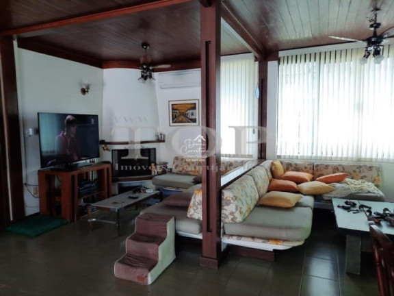 Imagem Casa com 5 Quartos à Venda, 500 m² em Enseada - Guarujá Imagem Casa com 5 Quartos à Venda, 500 m² em Enseada - Guarujá