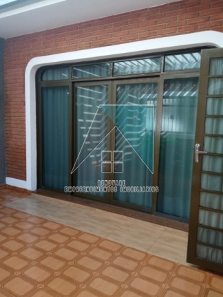 Imagem Casa com 3 Quartos à Venda, 130 m² em Castelo Branco - Ribeirão Preto Imagem Casa com 3 Quartos à Venda, 130 m² em Castelo Branco - Ribeirão Preto