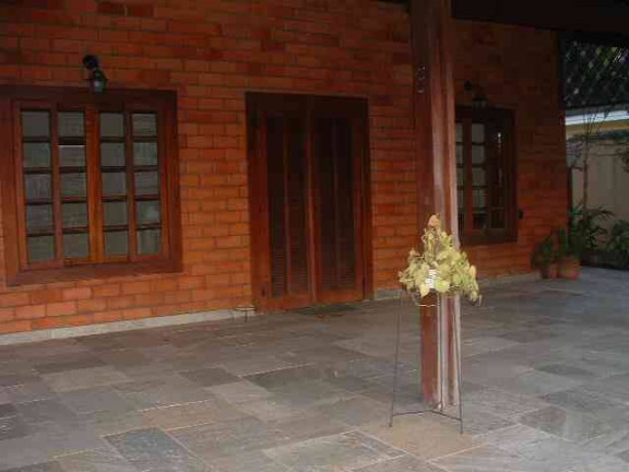 Casa com 4 Quartos para Alugar, 353 m² em Alphaville - Santana De Parnaíba