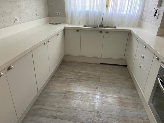 Imagem Casa com 4 Quartos à Venda, 307 m² em Bosque Da Saúde - São Paulo Imagem Casa com 4 Quartos à Venda, 307 m² em Bosque Da Saúde - São Paulo