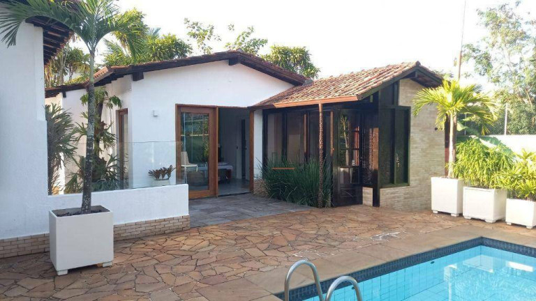 Imagem Casa com 5 Quartos à Venda, 450 m² em Camboinhas - Niterói Imagem Casa com 5 Quartos à Venda, 450 m² em Camboinhas - Niterói