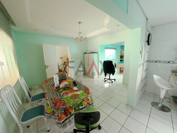 Imagem Casa com 2 Quartos à Venda, 190 m² em Alto Da Xv - Guarapuava Imagem Casa com 2 Quartos à Venda, 190 m² em Alto Da Xv - Guarapuava