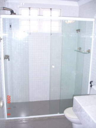 Imagem Casa com 5 Quartos à Venda, 200 m² em Estrada Do Coco - Lauro De Freitas Imagem Casa com 5 Quartos à Venda, 200 m² em Estrada Do Coco - Lauro De Freitas