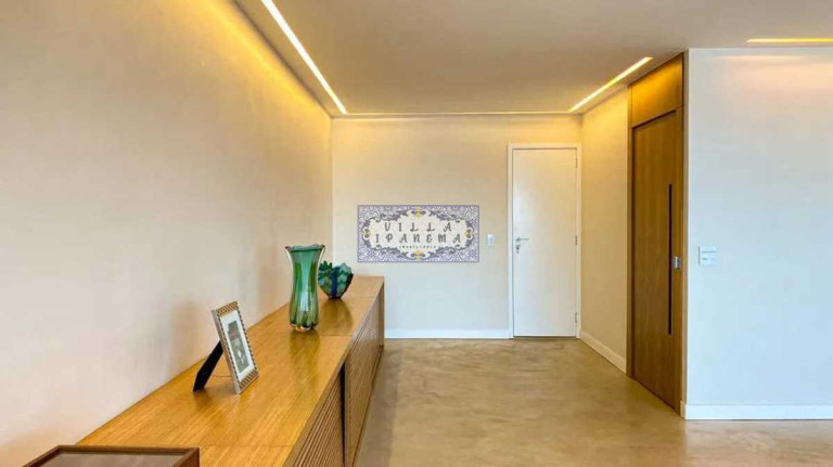 Imagem Apartamento com 3 Quartos à Venda, 170 m² em Leblon - Rio De Janeiro Imagem Apartamento com 3 Quartos à Venda, 170 m² em Leblon - Rio De Janeiro