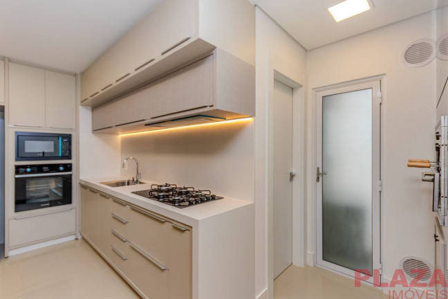 Imagem Apartamento com 3 Quartos à Venda, 129 m² em Centro - Balneário Camboriú Imagem Apartamento com 3 Quartos à Venda, 129 m² em Centro - Balneário Camboriú