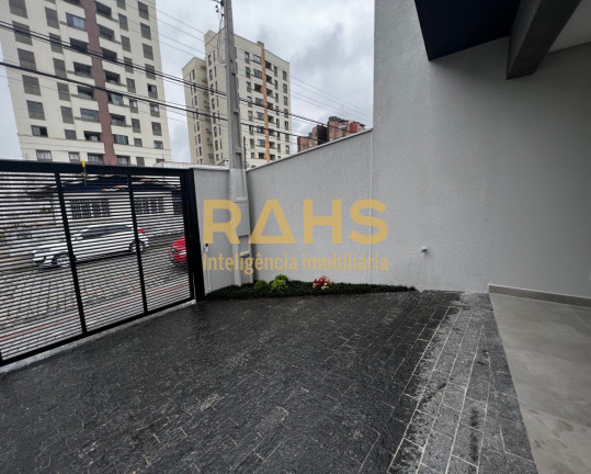 Imagem Casa com 3 Quartos à Venda, 150 m² em América - Joinville Imagem Casa com 3 Quartos à Venda, 150 m² em América - Joinville
