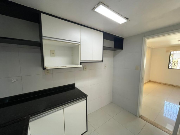 Imagem Casa com 3 Quartos à Venda, 136 m² em Pituaçu - Salvador Imagem Casa com 3 Quartos à Venda, 136 m² em Pituaçu - Salvador