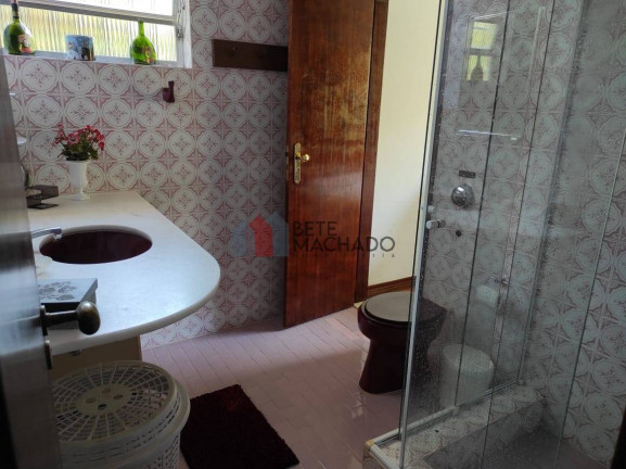 Imagem Casa com 3 Quartos à Venda, 210 m² em Albuquerque - Teresópolis