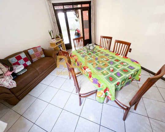 Imagem Casa com 3 Quartos à Venda, 221 m² em Costa E Silva - Joinville Imagem Casa com 3 Quartos à Venda, 221 m² em Costa E Silva - Joinville