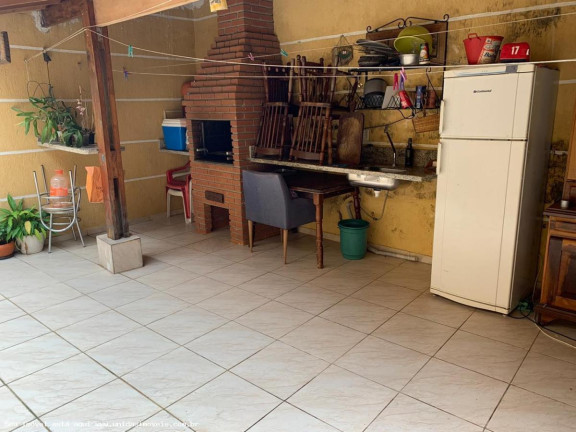 Imagem Casa com 3 Quartos à Venda, 200 m² em Interlagos - São Paulo Imagem Casa com 3 Quartos à Venda, 200 m² em Interlagos - São Paulo