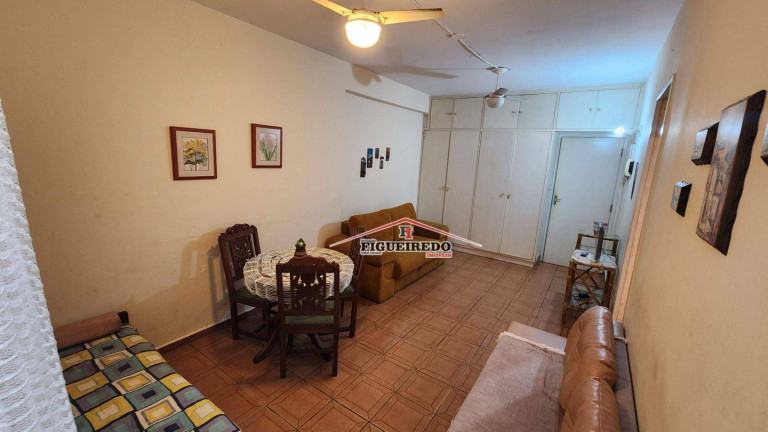 Imagem Kitnet com 1 Quarto à Venda, 39 m² em Vila Tupi - Praia Grande