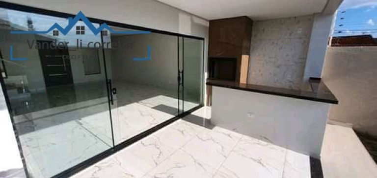 Imagem Imóvel com 3 Quartos à Venda, 234 m² em Jardim Elisa Imagem Imóvel com 3 Quartos à Venda, 234 m² em Jardim Elisa