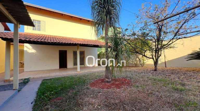 Imagem Sobrado com 4 Quartos à Venda, 280 m² em Setor Jaó - Goiânia