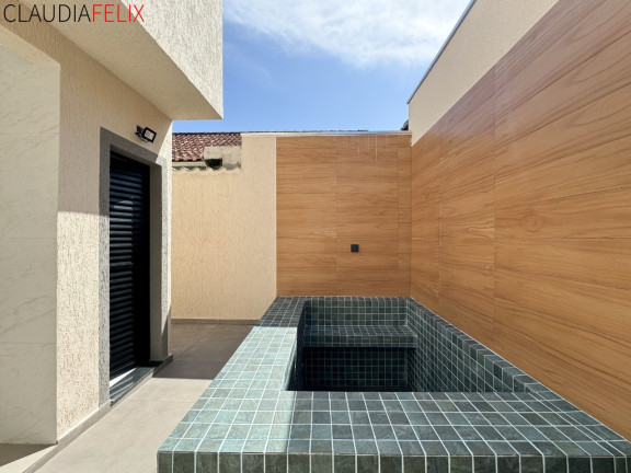 Imagem Casa com 3 Quartos à Venda, 120 m² em Guilhermina - Praia Grande Imagem Casa com 3 Quartos à Venda, 120 m² em Guilhermina - Praia Grande