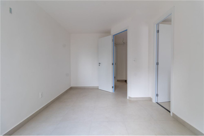 Imagem Casa com 2 Quartos à Venda, em Higienópolis - São Paulo Imagem Casa com 2 Quartos à Venda, em Higienópolis - São Paulo