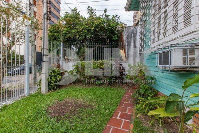 Imagem Terreno à Venda, 300 m² em Boa Vista - Porto Alegre