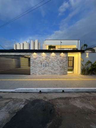 Imagem Casa com 4 Quartos à Venda, 236 m² em Jardim Atlântico - Goiânia