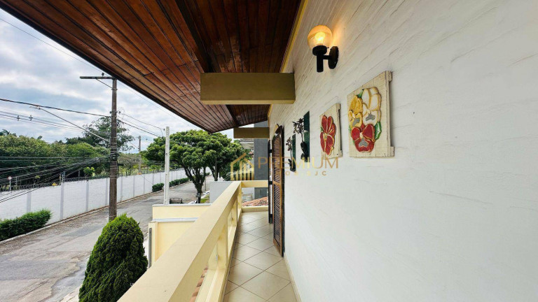 Imagem Imóvel com 5 Quartos à Venda, 275 m² em Jardim Das Colinas - São José Dos Campos Imagem Imóvel com 5 Quartos à Venda, 275 m² em Jardim Das Colinas - São José Dos Campos