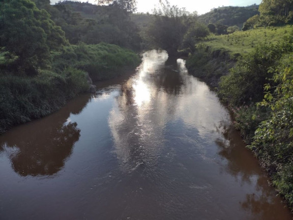 Imagem Chácara com 1 Quarto à Venda, 100 m² em Centro - Lagoinha Imagem Chácara com 1 Quarto à Venda, 100 m² em Centro - Lagoinha