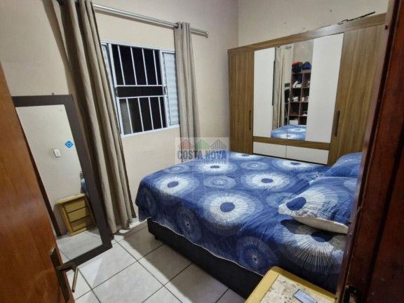 Imagem Casa com 2 Quartos à Venda, 150 m²