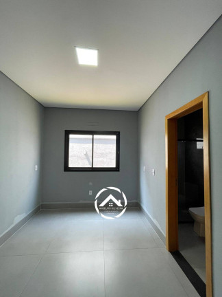 Imagem Casa com 3 Quartos à Venda, 380 m² em Petrópolis - Várzea Grande Imagem Casa com 3 Quartos à Venda, 380 m² em Petrópolis - Várzea Grande