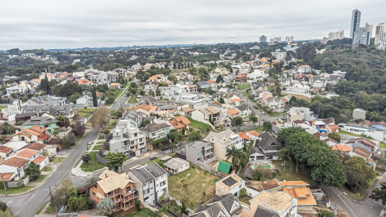 Imagem Terreno à Venda, 840 m² em Mossunguê - Curitiba Imagem Terreno à Venda, 840 m² em Mossunguê - Curitiba