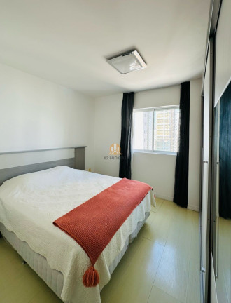 Imagem Imóvel com 3 Quartos à Venda, 121 m² em Centro - Balneário Camboriú Imagem Imóvel com 3 Quartos à Venda, 121 m² em Centro - Balneário Camboriú