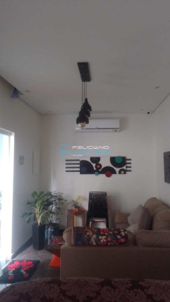 Imagem Casa com 3 Quartos à Venda, 170 m² em Canto Do Forte - Praia Grande Imagem Casa com 3 Quartos à Venda, 170 m² em Canto Do Forte - Praia Grande