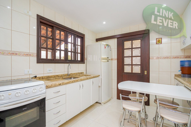 Imagem Casa de Condomínio com 3 Quartos à Venda, 200 m² em Santa Cândida - Curitiba
