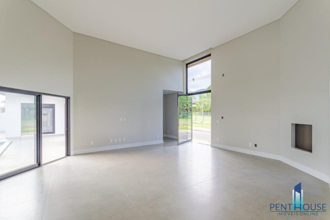 Imagem Casa com 3 Quartos à Venda, 452 m² em Santa Regina - Camboriú Imagem Casa com 3 Quartos à Venda, 452 m² em Santa Regina - Camboriú
